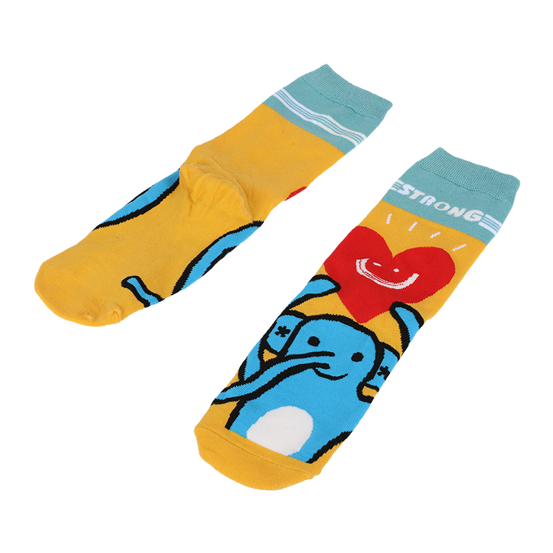 Aangepaste OEM beste jacquard nieuwigheid unisex schattige anime superheld aangepaste katoenen casual fashion tube sokken