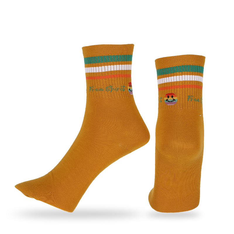 Casual, geklede of aangepaste emoji-gezichtspatroon streetwear-sokken gemaakt van hoogwaardige gekamde katoenen heren klassieke kwartsokken met smileypatroon en strepen