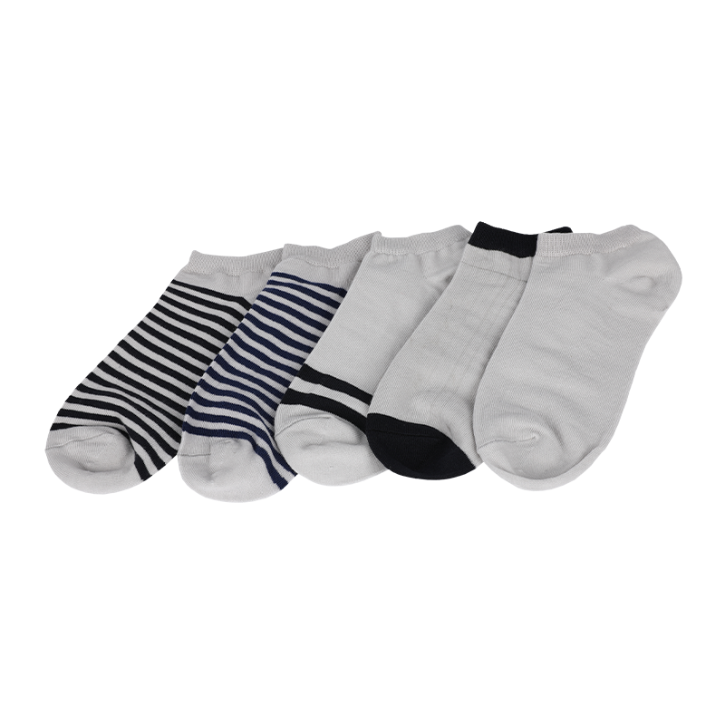 Groothandel of op maat gemaakte heren klassieke eenvoudige comfortabele laag uitgesneden sneaker sokken
